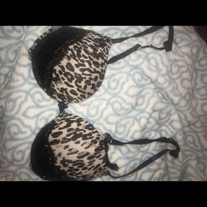 A cheetah print vs bra